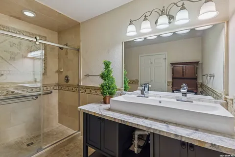 $275,000 | 10319 Grand Clb Drive, San Antonio, TX 78239