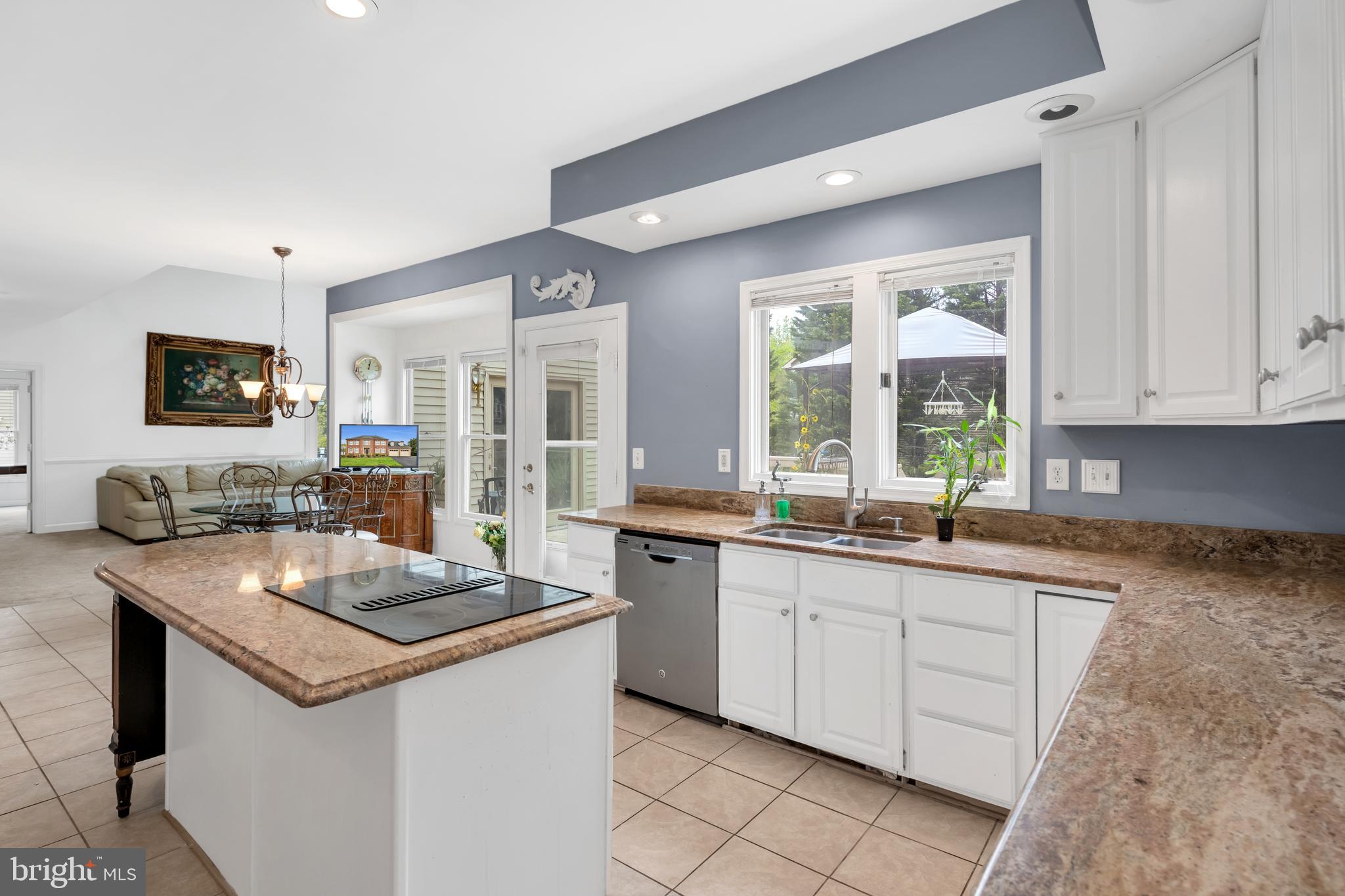 5488 Ashleigh Road Fairfax, VA 22030 - Photo 10 of 50 Gallery Image 10