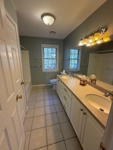 466 Commonwealth Road Natick, MA 01778 - Photo 12 of 21