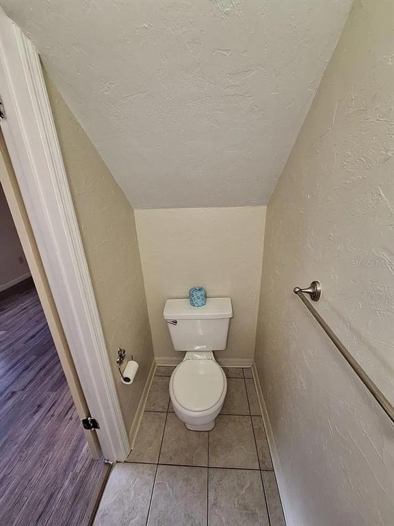 6111 Southwest 8th Place Gainesville, FL 32607 - Photo 10 of 29 Gallery Image 10