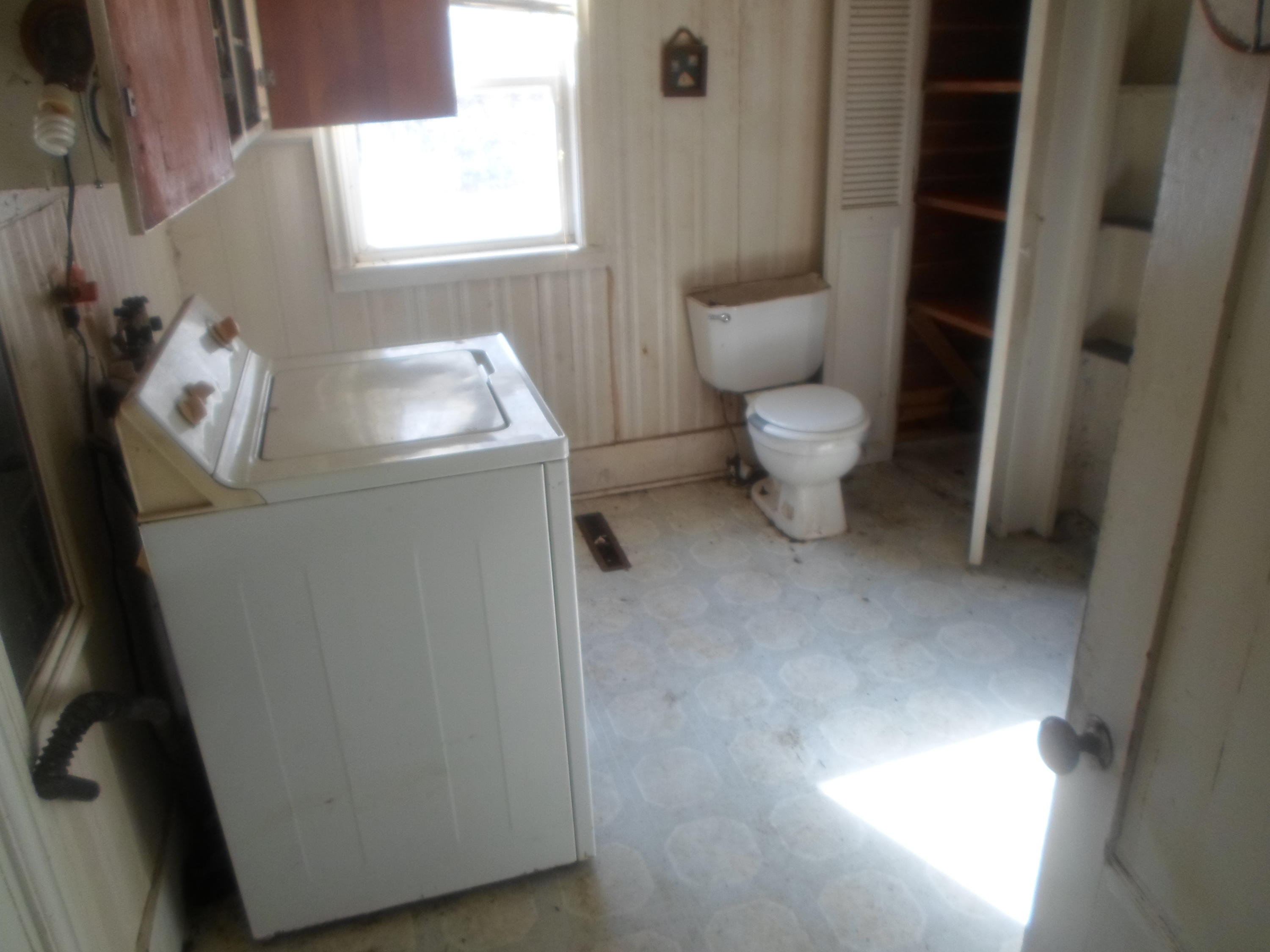 936 Waldo Station Road Belfast, ME 04915 - Photo 14 of 17 bathroom