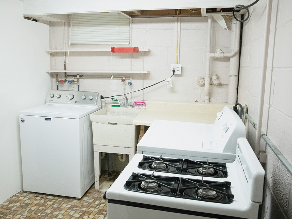 3795 Lyell Road Gates, NY 14606 - Photo 22 of 34