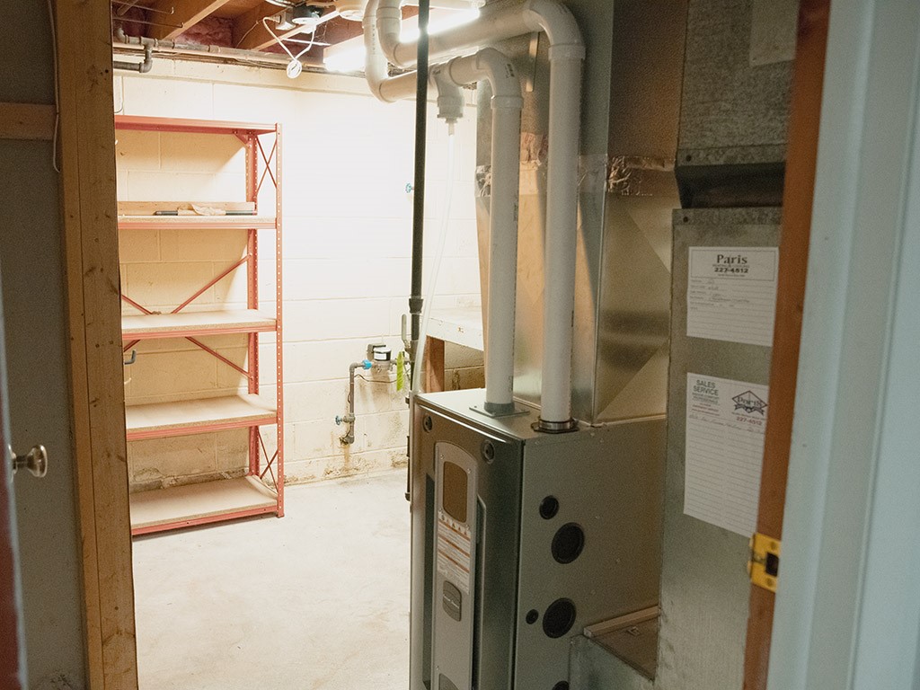 3795 Lyell Road Gates, NY 14606 - Photo 24 of 34