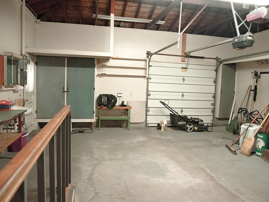 3795 Lyell Road Gates, NY 14606 - Photo 27 of 34