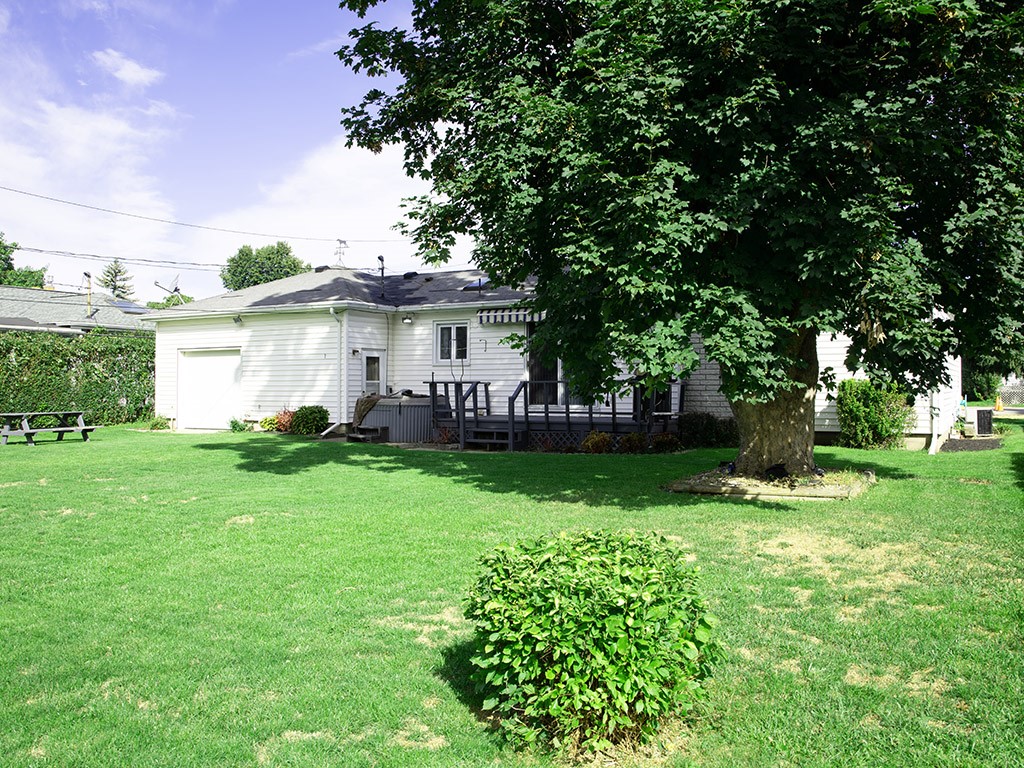 3795 Lyell Road Gates, NY 14606 - Photo 31 of 34