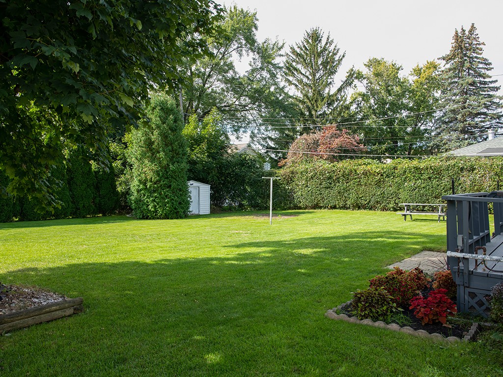 3795 Lyell Road Gates, NY 14606 - Photo 32 of 34