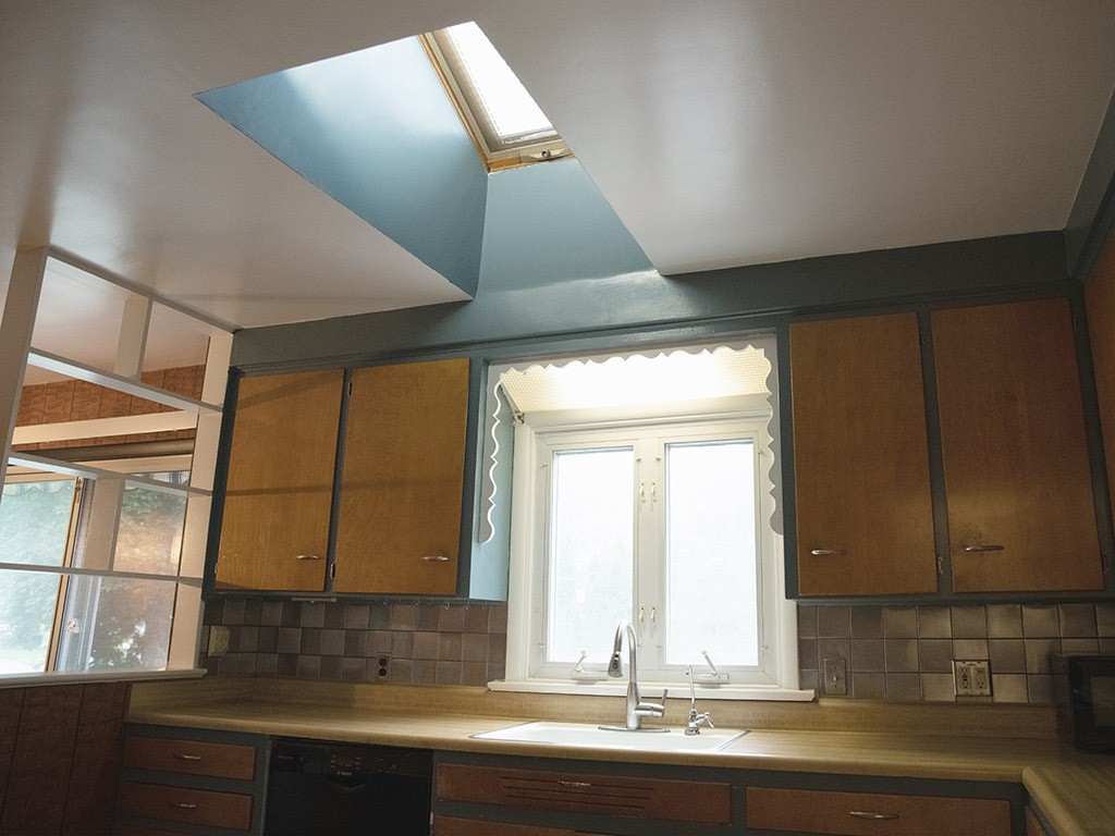 3795 Lyell Road Gates, NY 14606 - Photo 8 of 34