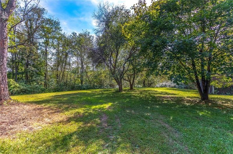 384 Upper Service Road Hookstown, PA 15050 - Photo 17 of 19