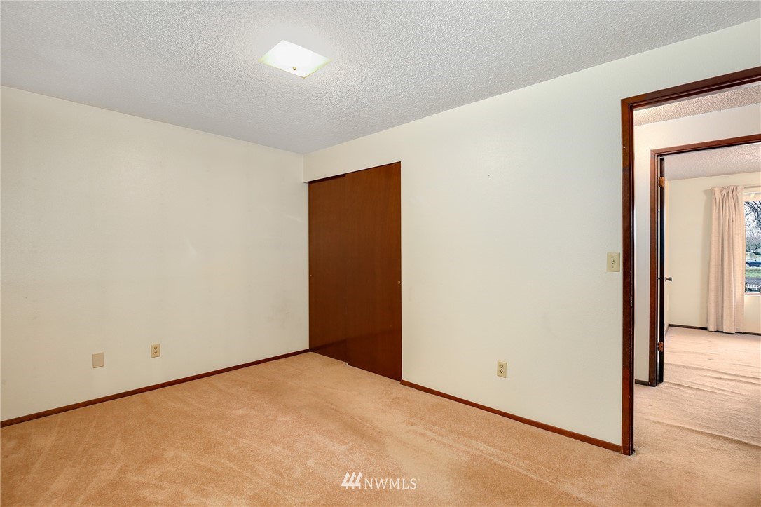 17734 113th Place Southeast Renton, WA 98055 - Photo 16 of 22