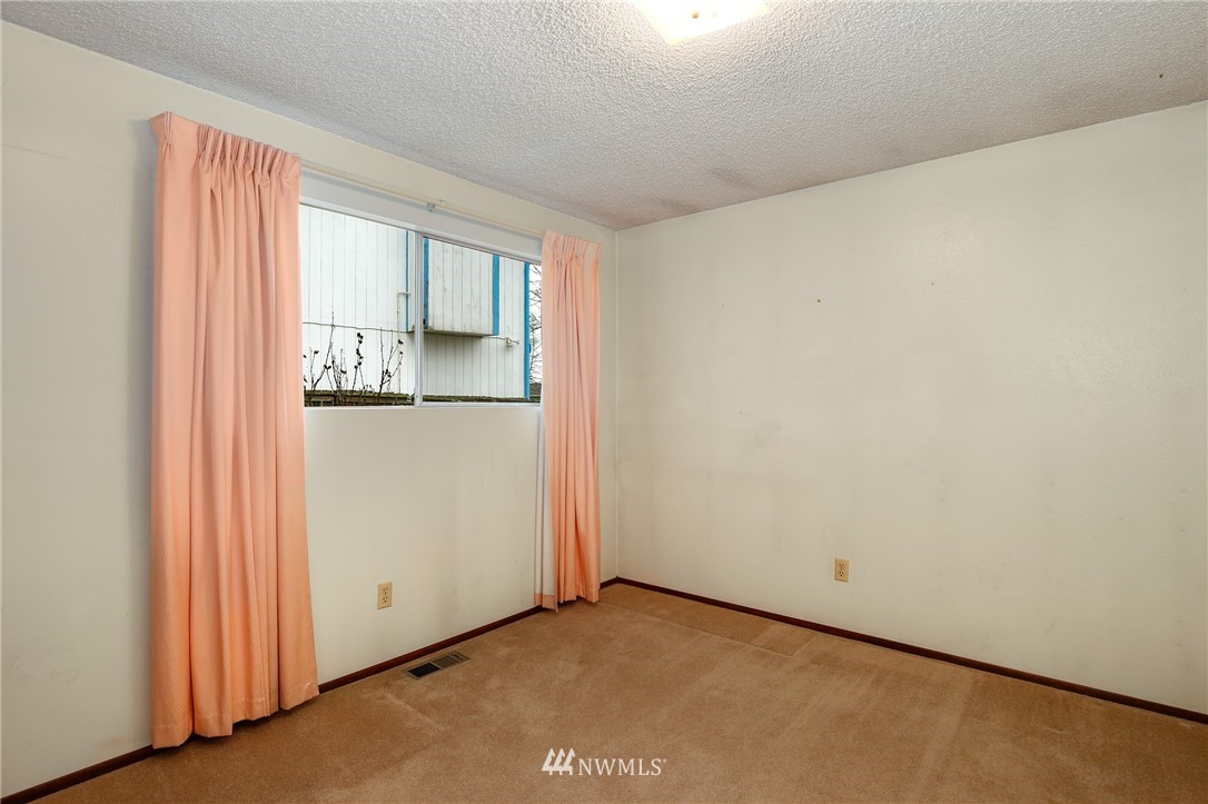 17734 113th Place Southeast Renton, WA 98055 - Photo 19 of 22