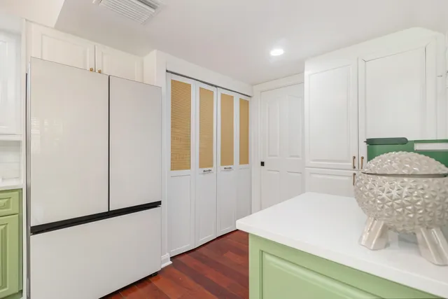 $398,000 | 8110 Oakton Court, Unit 10B, Lake Clarke Shores, FL 33406