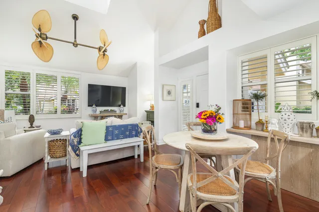 $398,000 | 8110 Oakton Court, Unit 10B, Lake Clarke Shores, FL 33406