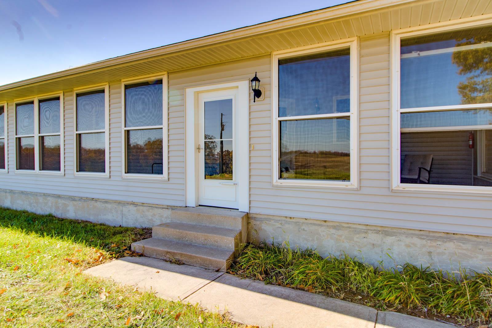 14413 Fessler Road Dow, IL 62022 - Photo 20 of 49
