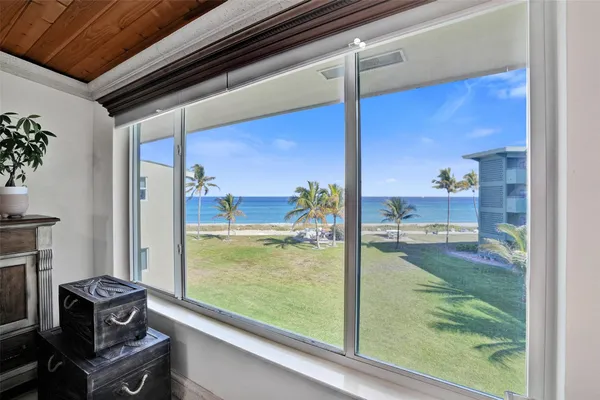 $335,000 | 1039 Hillsboro Mile, Unit 22, Hillsboro Beach, FL 33064