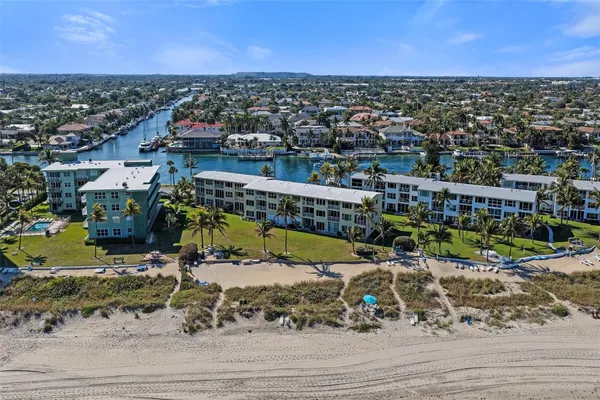 $335,000 | 1039 Hillsboro Mile, Unit 22, Hillsboro Beach, FL 33064