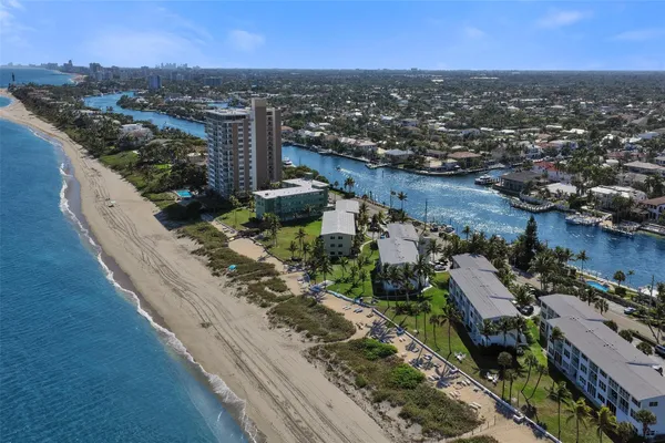 $335,000 | 1039 Hillsboro Mile, Unit 22, Hillsboro Beach, FL 33064