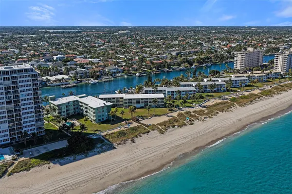 $335,000 | 1039 Hillsboro Mile, Unit 22, Hillsboro Beach, FL 33064