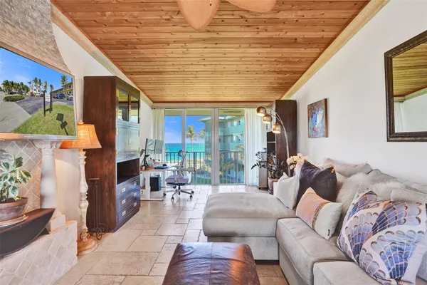 $335,000 | 1039 Hillsboro Mile, Unit 22, Hillsboro Beach, FL 33064