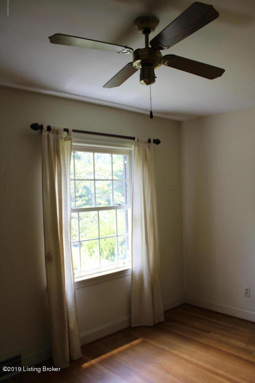 4610 Beaver Road Louisville, KY 40207 - Photo 15 of 40 bedroom 1 2