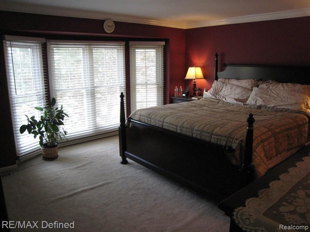 3040 Primrose Drive Rochester, MI 48307 - Photo 9 of 12 Primrose 017.JPG