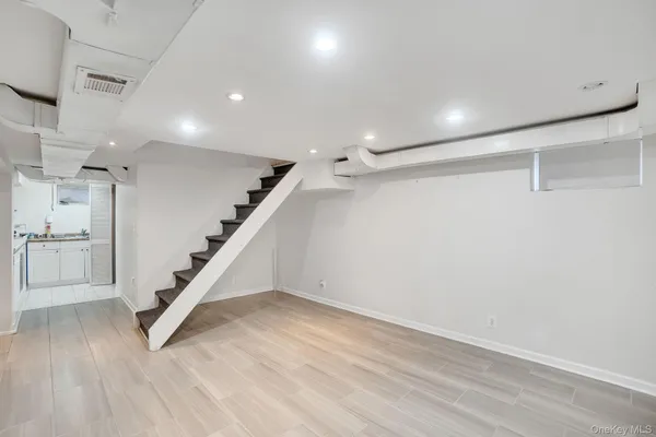 a view of entryway