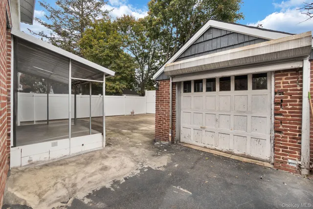 $799,000 | 218-27 130th Avenue | Laurelton