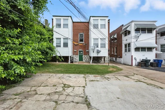 $350,000 | 5026-5028 Chippewa Street, St. Louis, MO 63109