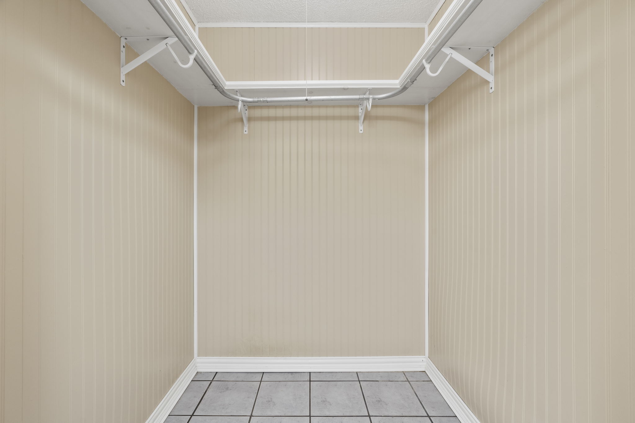 500 Grand Prairie Circle Dripping Springs, TX 78620 - Photo 19 of 40 a view of an empty walk in closet