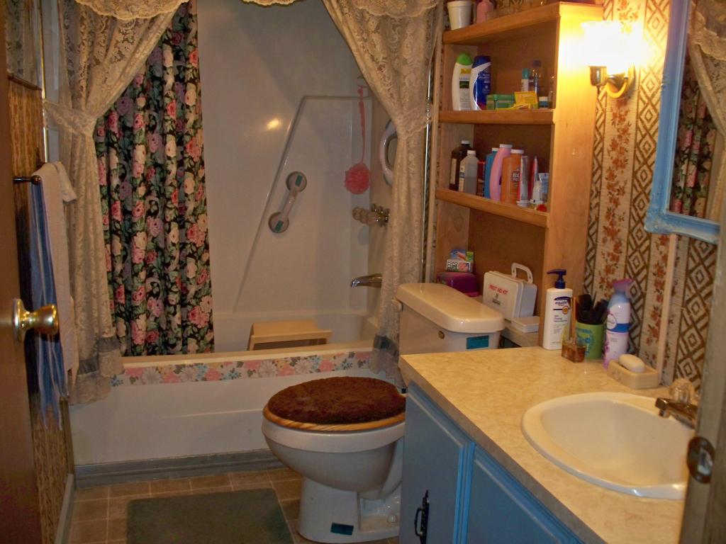 302 Cross Mill Road Northfield, NH 03276 - Photo 17 of 28 Gallery Image 17