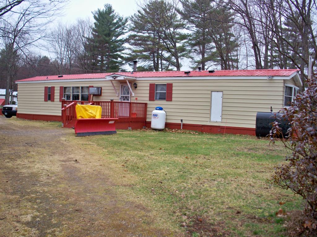 302 Cross Mill Road Northfield, NH 03276 - Photo 24 of 28 Gallery Image 24