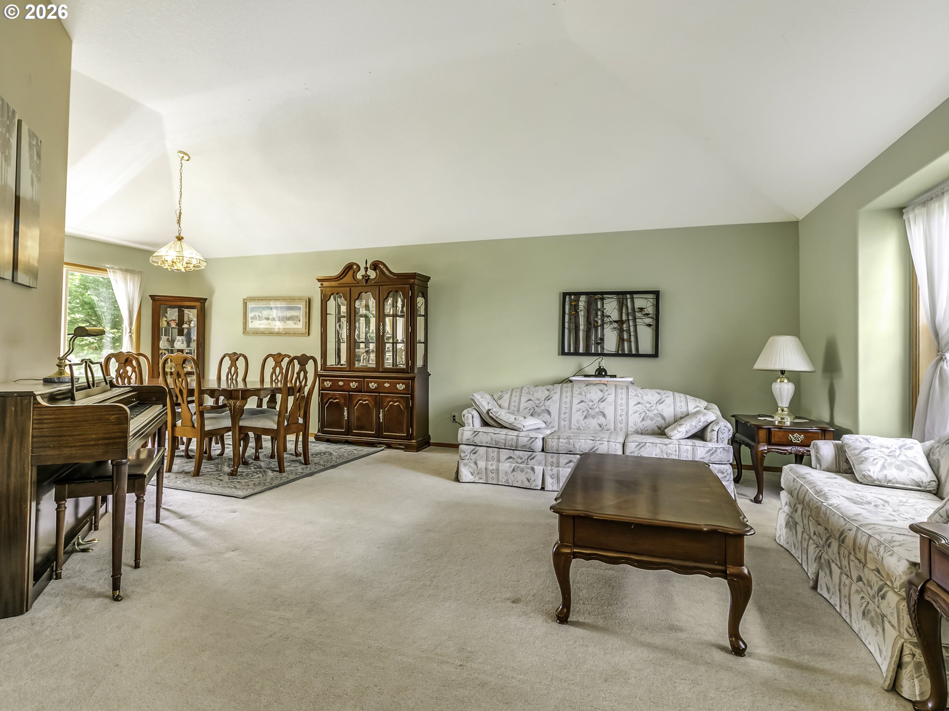 3371 Southwest Redfern Place Gresham, OR 97080 - Photo 13 of 48