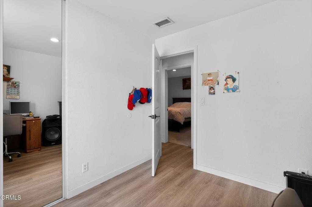 2377 Fitzgerald Road Simi Valley, CA 93065 - Photo 20 of 30