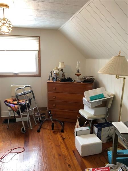 128 Woodbury Road Boyers, PA 16020 - Photo 9 of 23