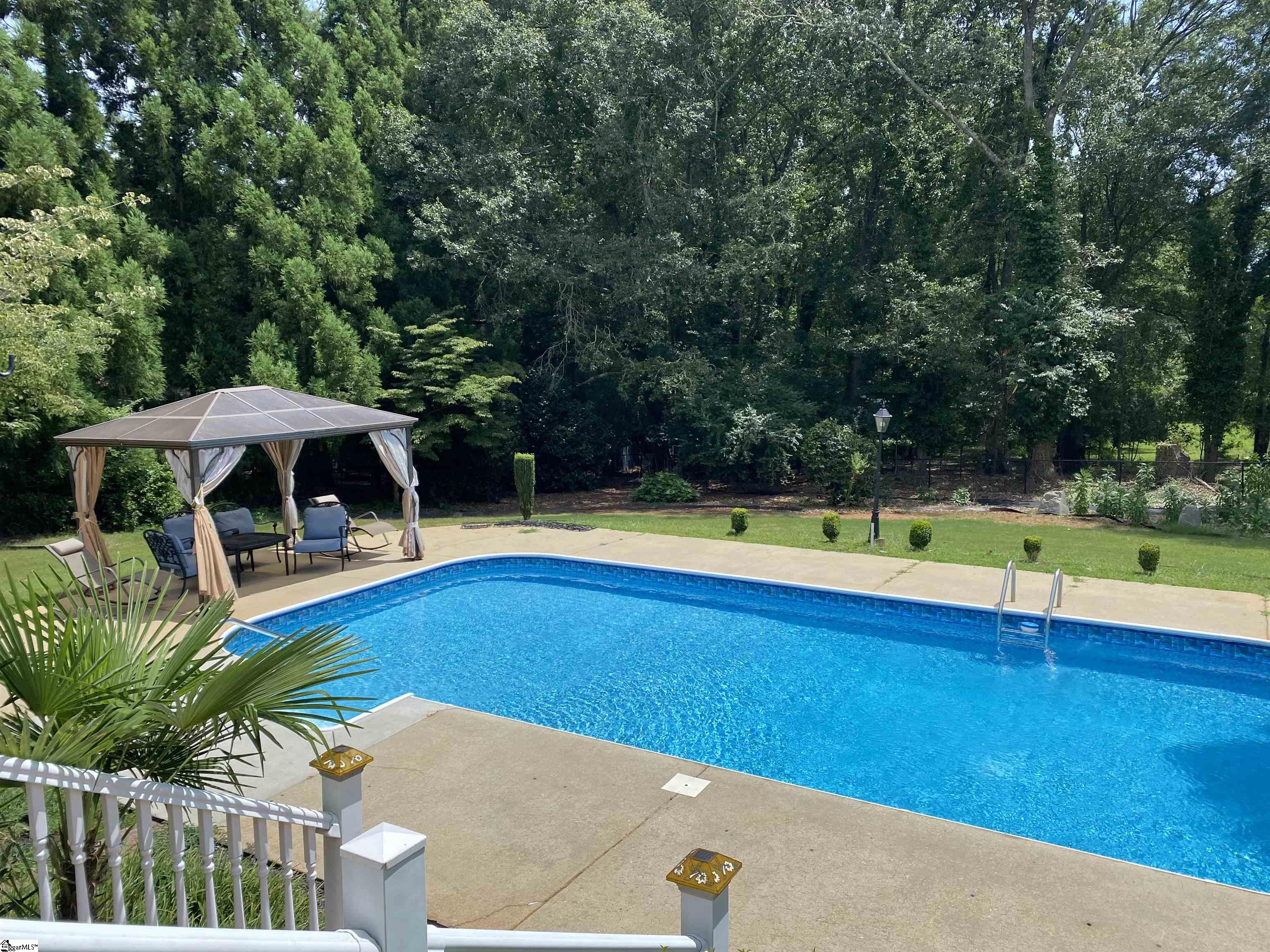 204 Aberdeen Drive Anderson, SC 29621 - Photo 6 of 36