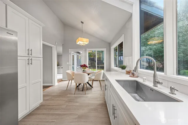 $1,799,900 | 11130 Northeast 37th Court, Bellevue, WA 98004