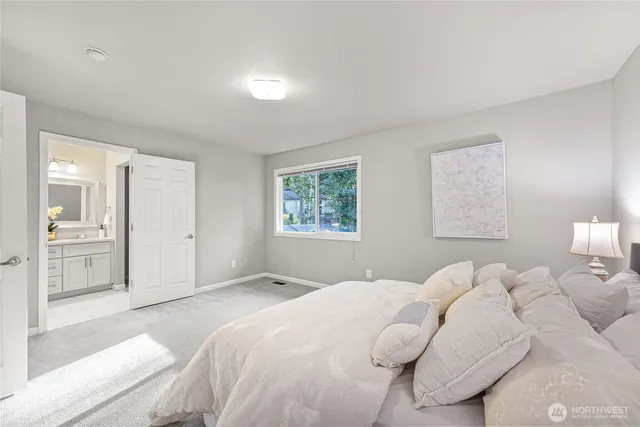 $1,799,900 | 11130 Northeast 37th Court, Bellevue, WA 98004