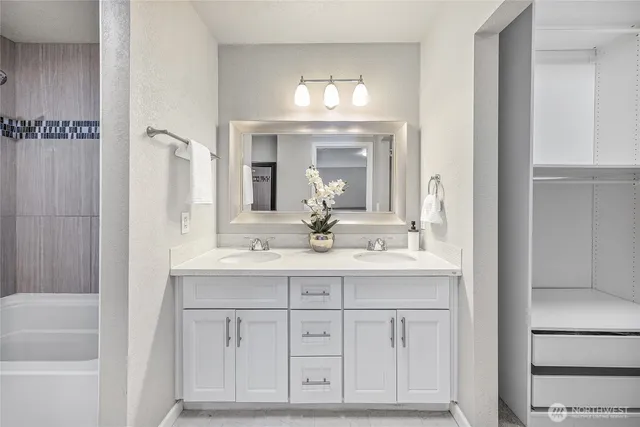 $1,799,900 | 11130 Northeast 37th Court, Bellevue, WA 98004