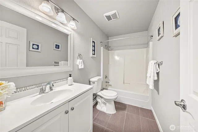 $1,799,900 | 11130 Northeast 37th Court, Bellevue, WA 98004