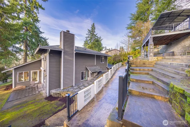$1,799,900 | 11130 Northeast 37th Court, Bellevue, WA 98004