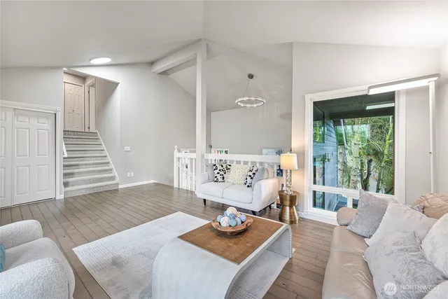 $1,799,900 | 11130 Northeast 37th Court, Bellevue, WA 98004