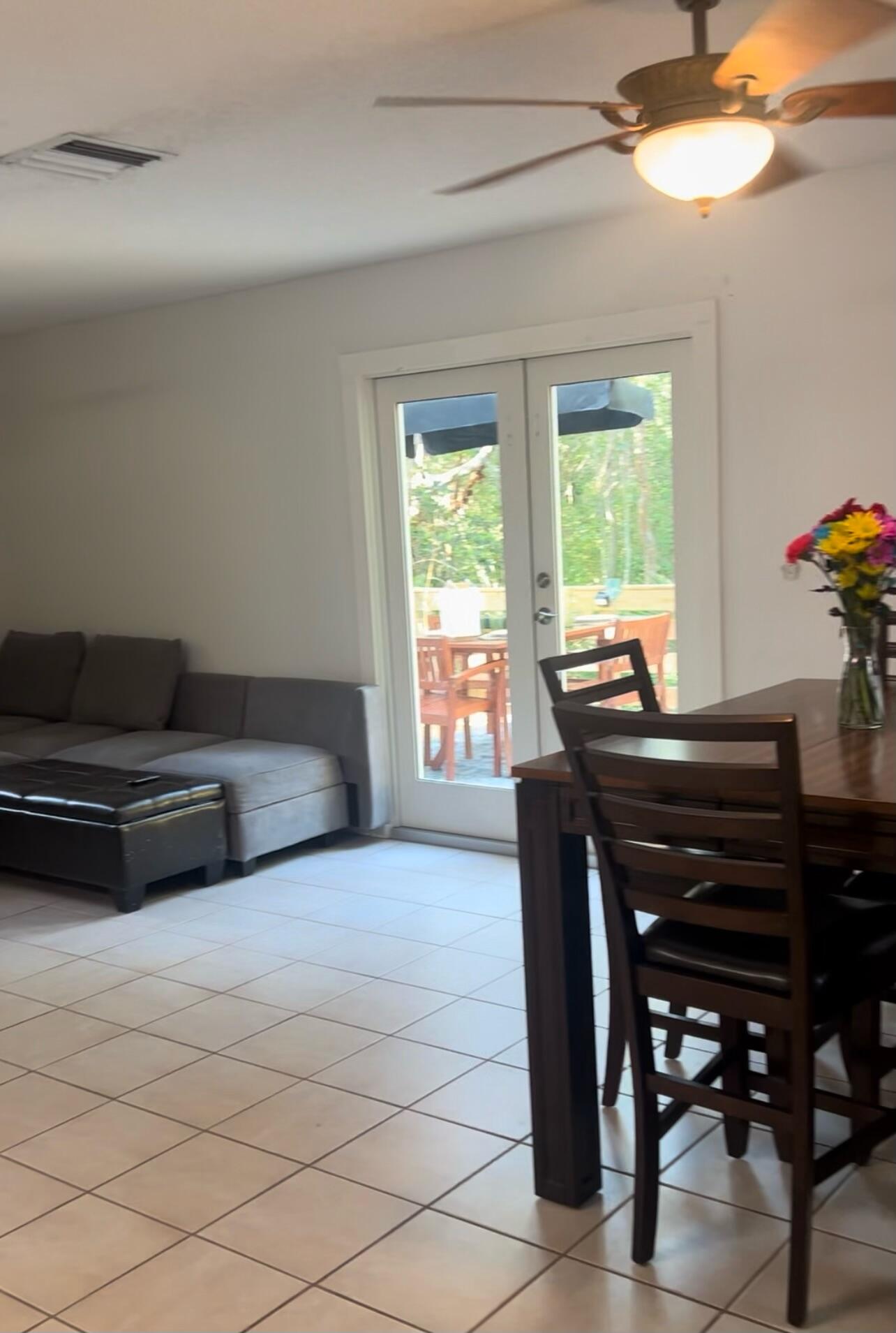 210 Key Honey Road Tavernier, FL 33070 - Photo 3 of 4 interior1