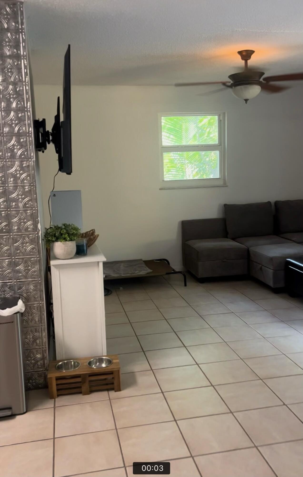 210 Key Honey Road Tavernier, FL 33070 - Photo 4 of 4 interior2