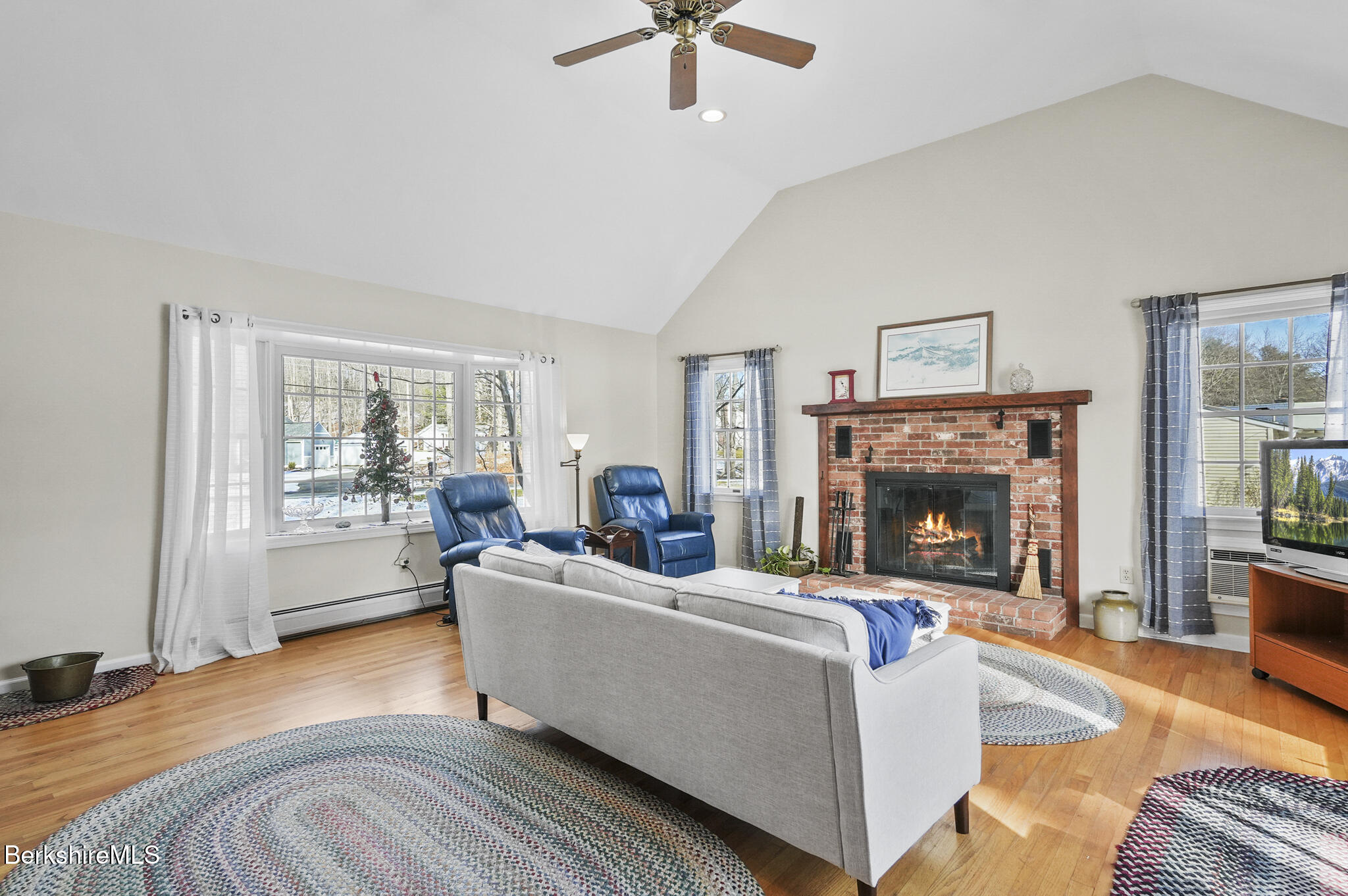 128 Partridge Road Pittsfield, MA 01201 - Photo 6 of 46 128 Partridge Road Pittsfield MA 01201_0