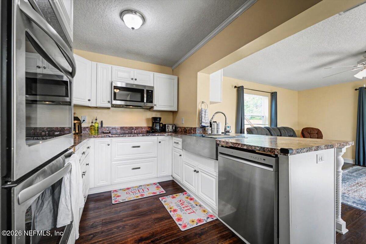 2425 Tulsa Road North Jacksonville, FL 32218 - Photo 7 of 30 Kitchen