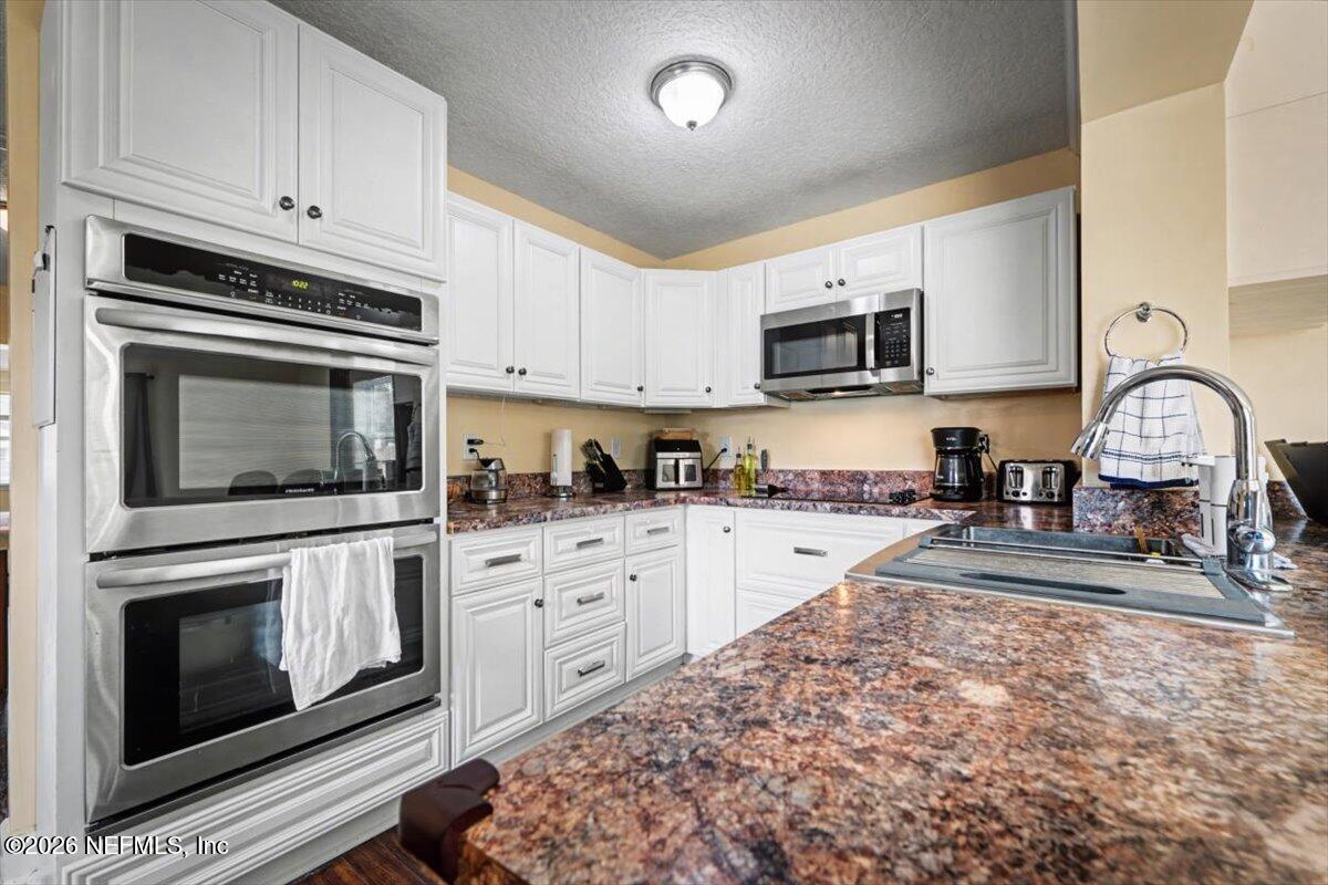 2425 Tulsa Road North Jacksonville, FL 32218 - Photo 8 of 30 Kitchen