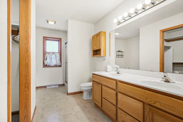 $699,900 | 3026 Saddle Brooke Trail, Sun Prairie, WI 53590