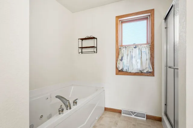 $699,900 | 3026 Saddle Brooke Trail, Sun Prairie, WI 53590