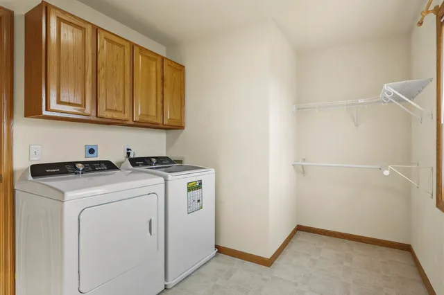 $699,900 | 3026 Saddle Brooke Trail, Sun Prairie, WI 53590