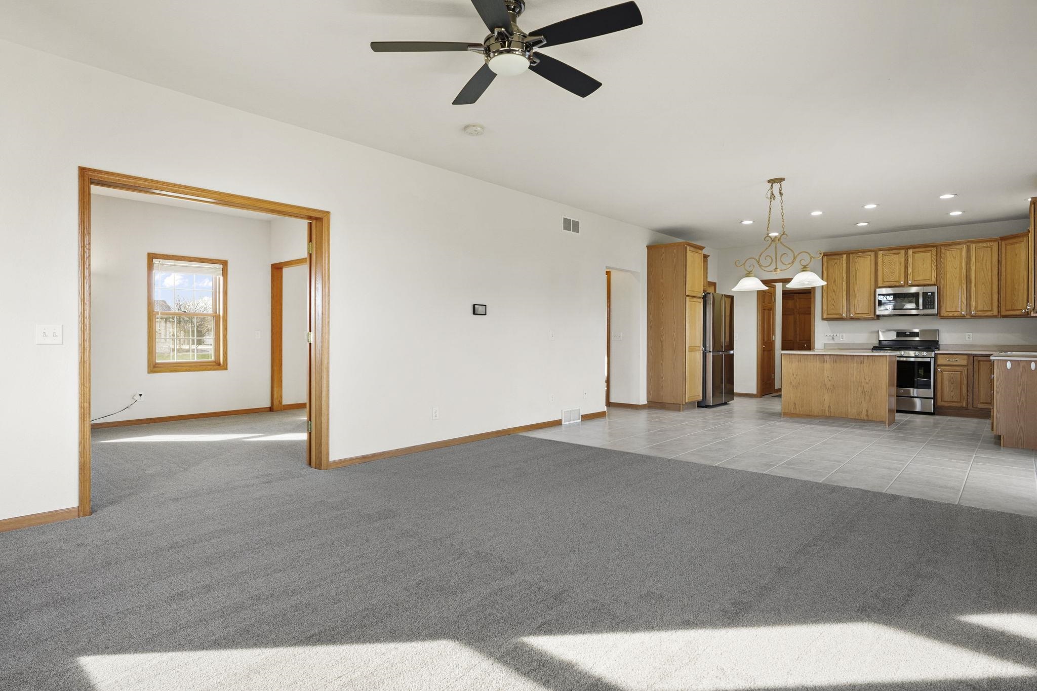 3026 Saddle Brooke Trail Sun Prairie, WI 53590 - Photo 10 of 53