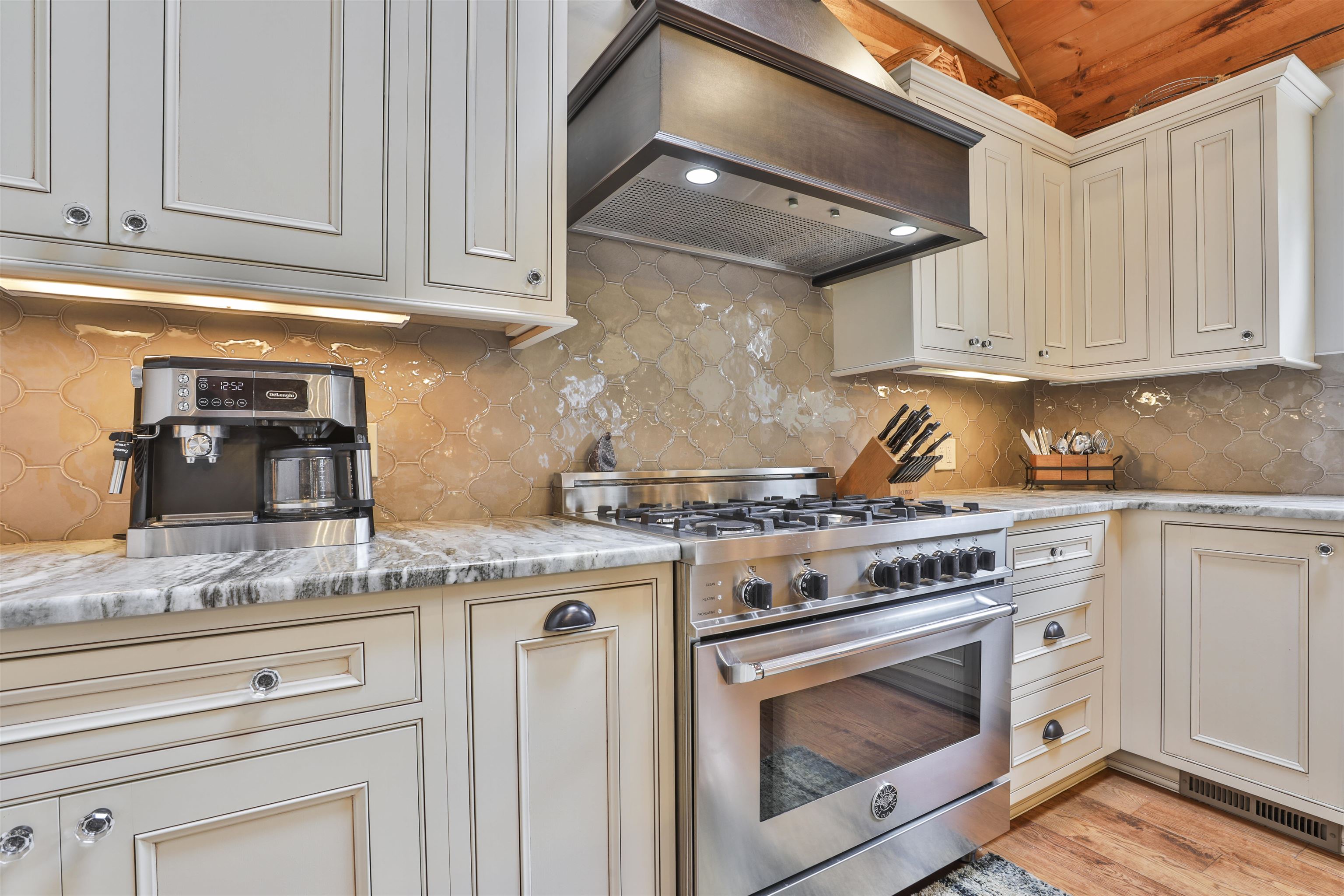 46 Oak Hill Road Brookline, NH 03033 - Photo 15 of 41